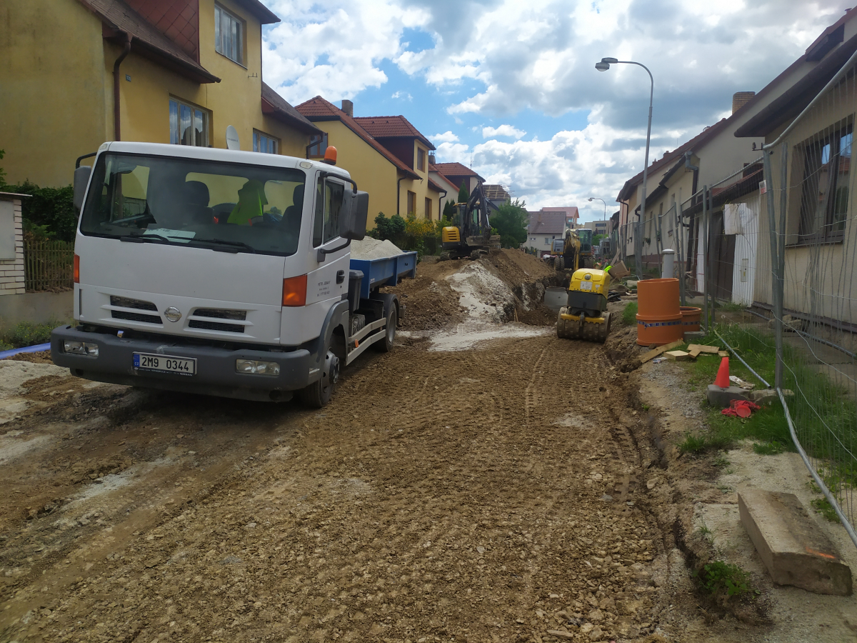 Rekonstrukce kanalizace a vodovodu sídliště Hradíšťko